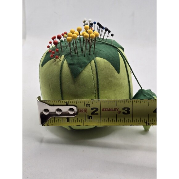 Pin Cushion Two Tone Green Handmade Green Pins Vintage 70's - Picture 9 of 9